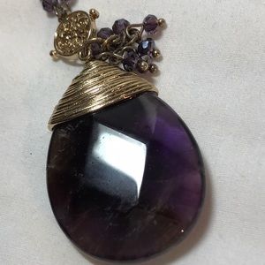Purple stone necklace/ pendant style/ antique gold tone/ 34 in length